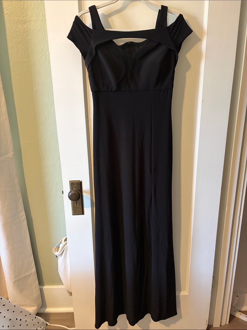Night Way Collections Black Off-Shoulder Maxi Dress